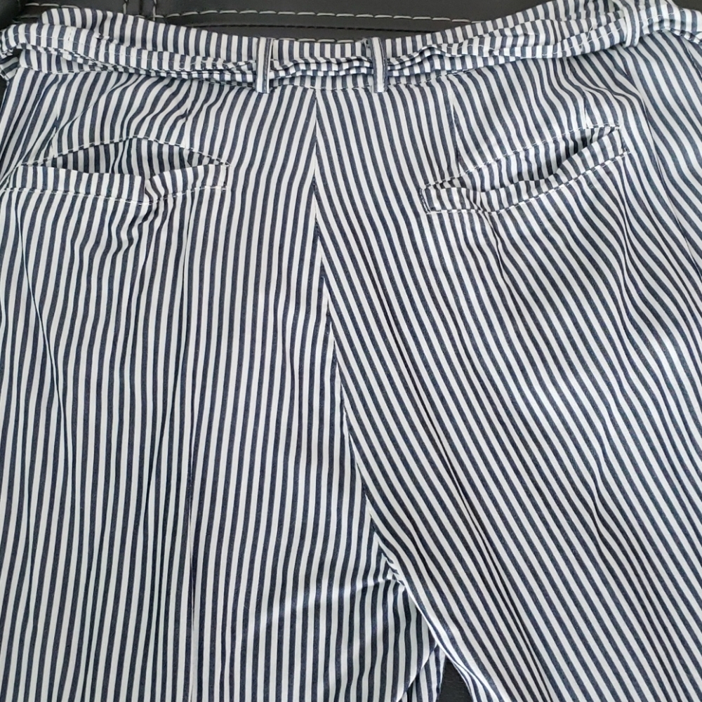 Pants - Picture 5 of 5
